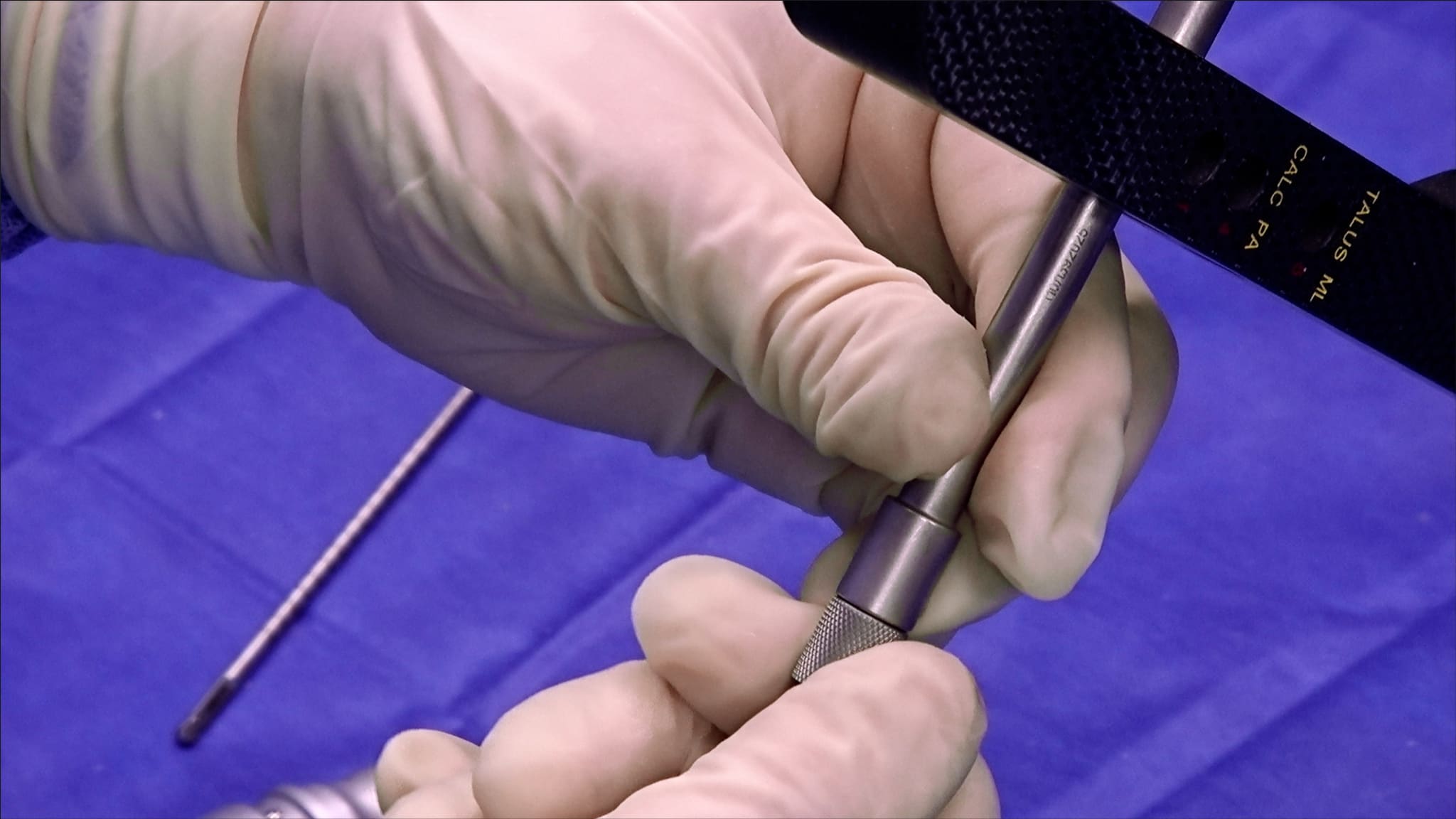 DualCompression Hindfoot Nail Surgical Technique