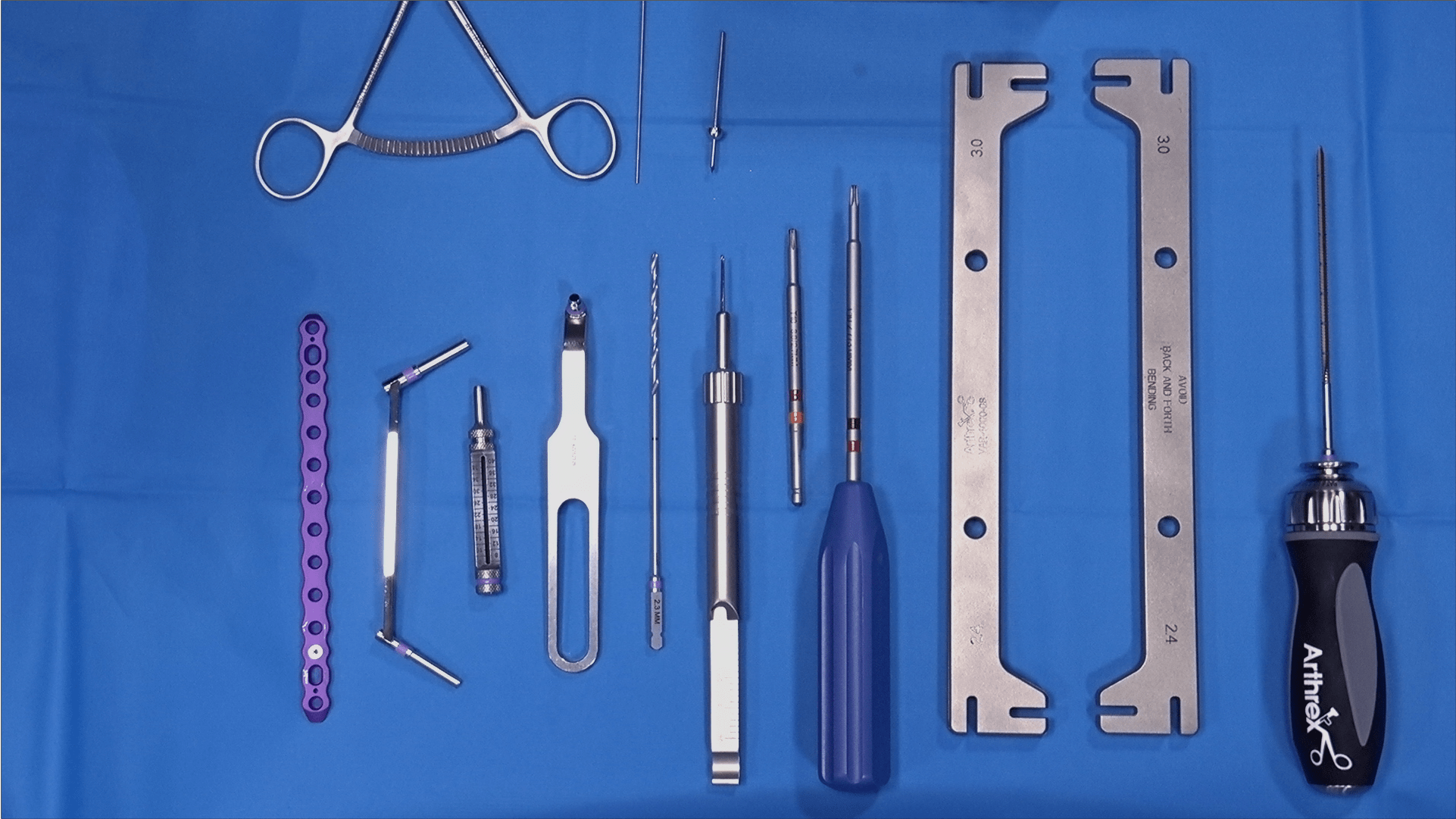 OrthoLine™ Fracture Management System: Sawbone Application on a Canine Tibia