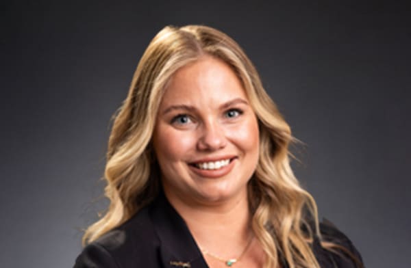 Renee Curtis 