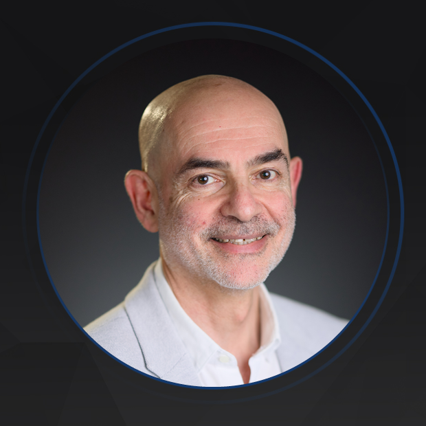 Professional headshot of Dr David Lunz.